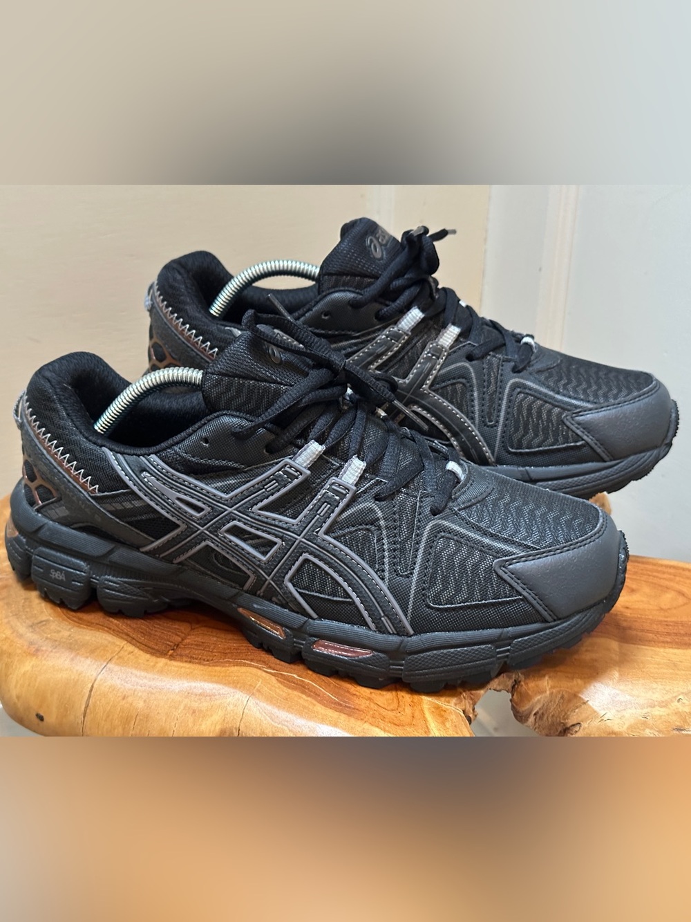 ASICS Gel-Kahana 8 - Size: US Men’s 11